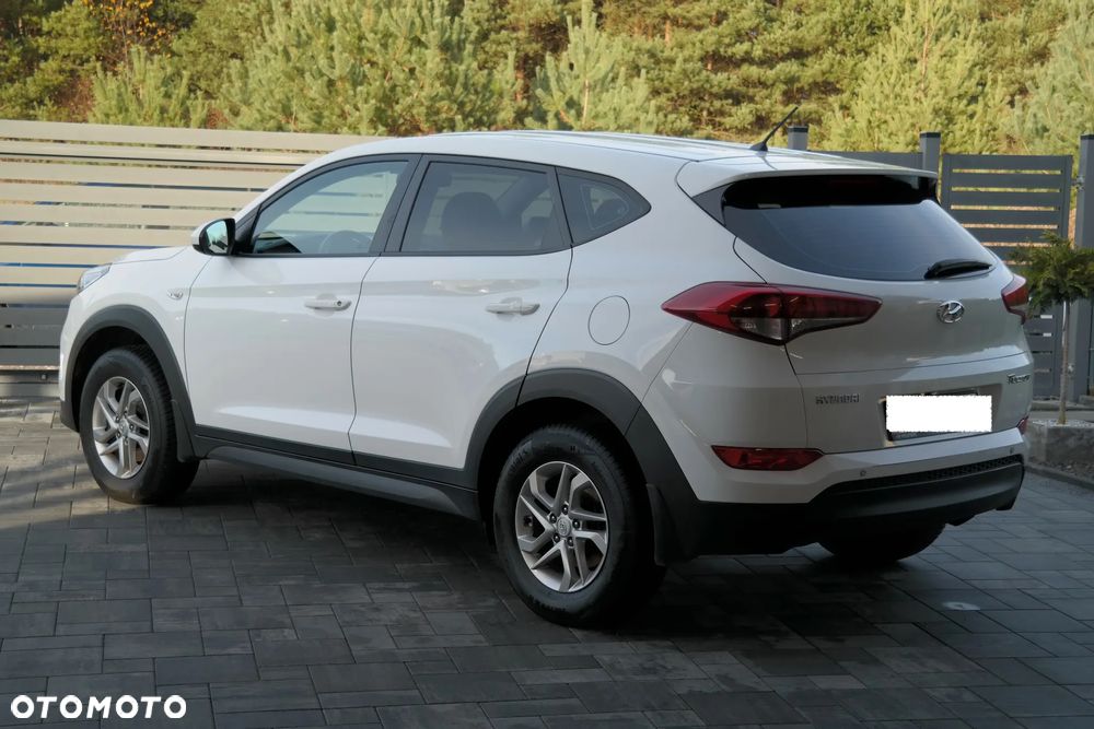 Hyundai Tucson - 4