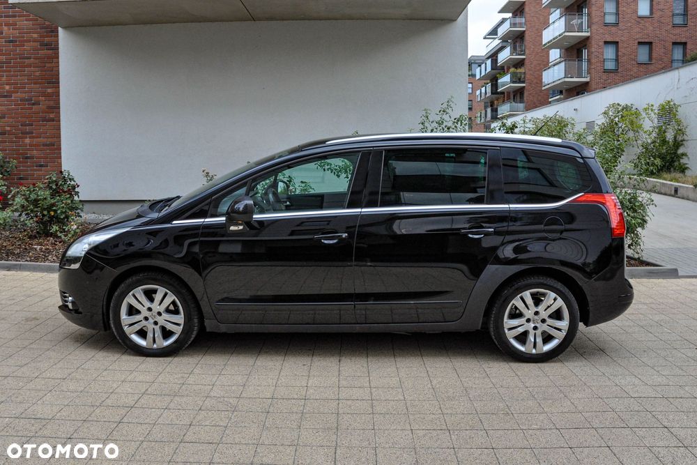 Peugeot 5008 - 2