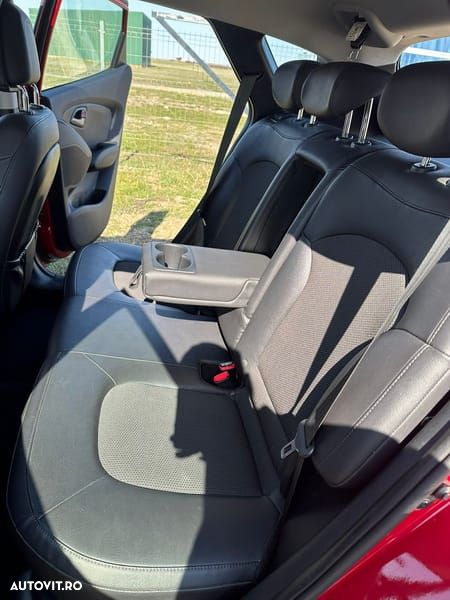 Hyundai ix35 2.0 CRDI 4WD Premium - 13