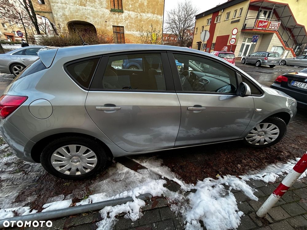 Opel Astra 1.6 Enjoy - 6