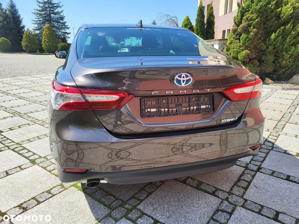 Toyota Camry 2.5 Hybrid Prestige CVT - 4