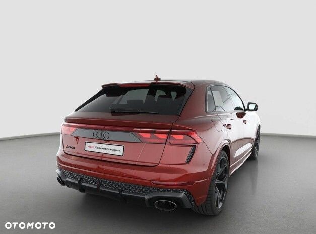 Audi RS Q8 - 2