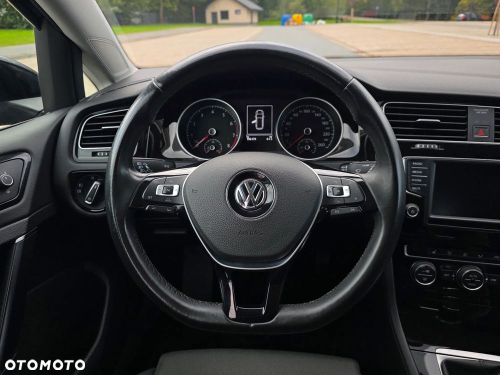 Volkswagen Golf 1.4 TSI BMT Highline - 17