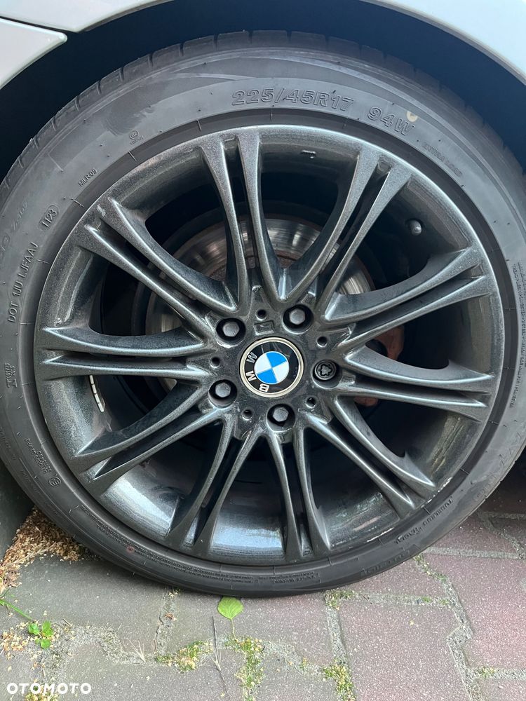BMW Seria 3 320i - 9
