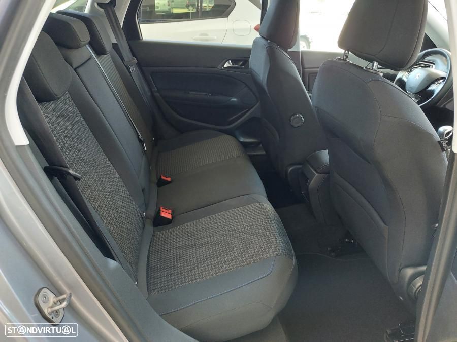 Peugeot 308 SW 1.5 BlueHDi Style - 37