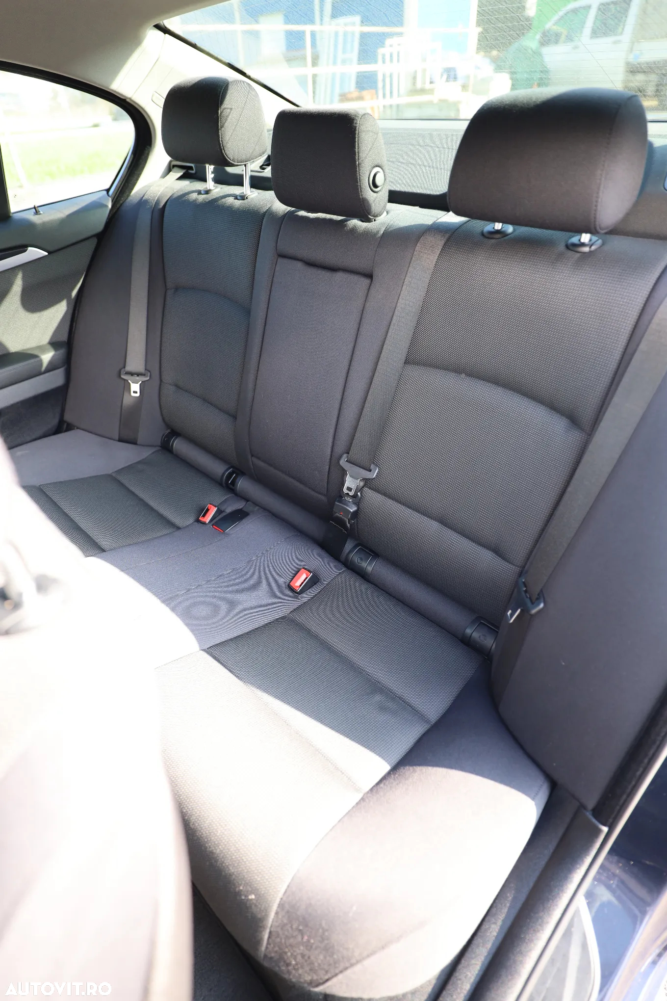 BMW Seria 5 520d xDrive AT - 12