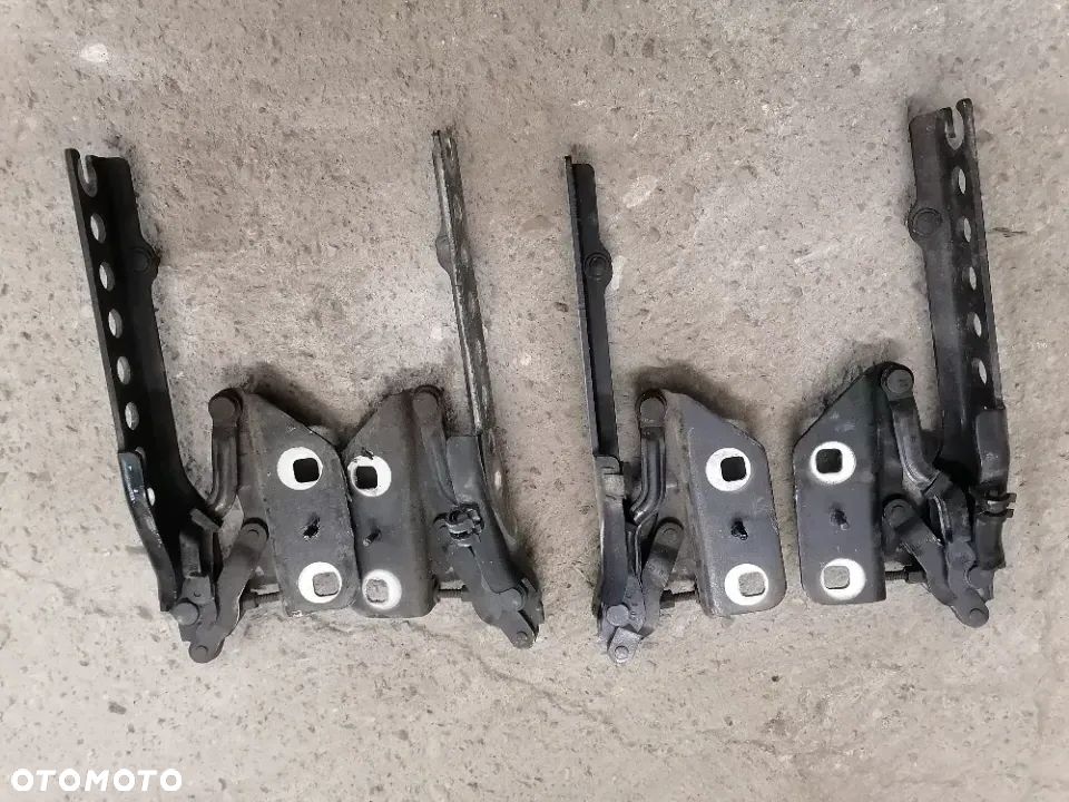 Zawias Maski Klapy Przód L+P Komplet Audi A8 D3 - 1