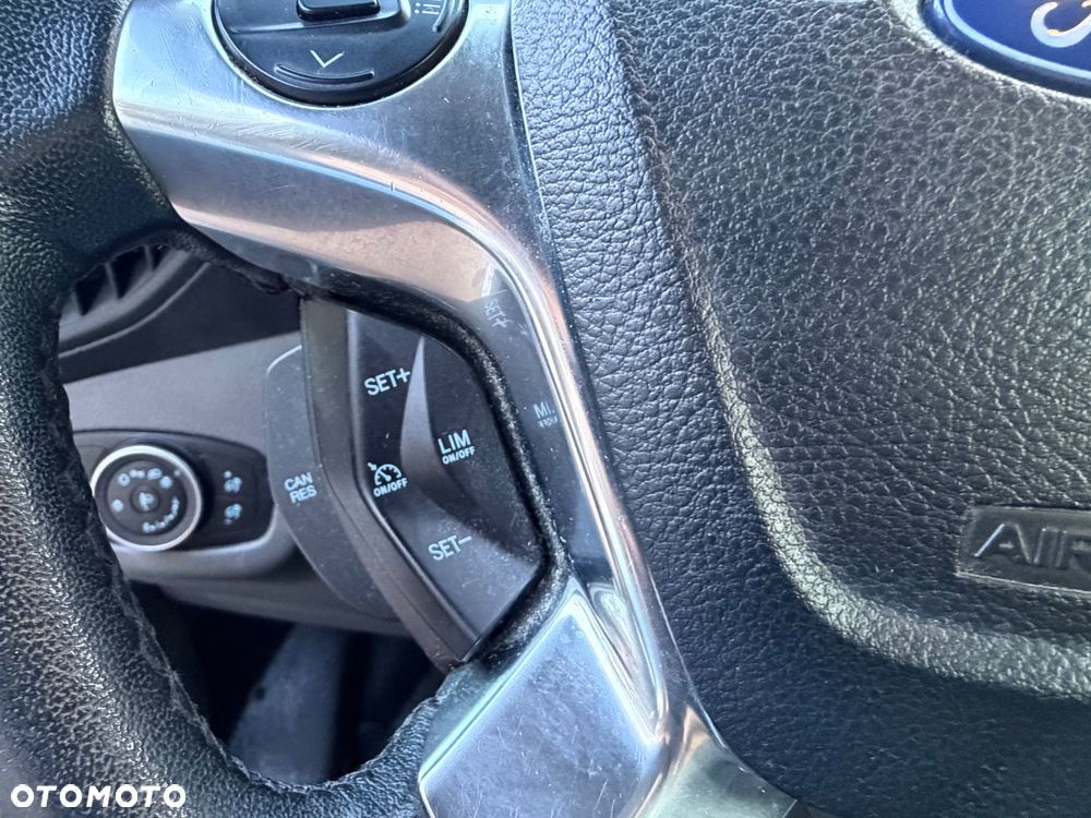 Ford Transit Connect - 16