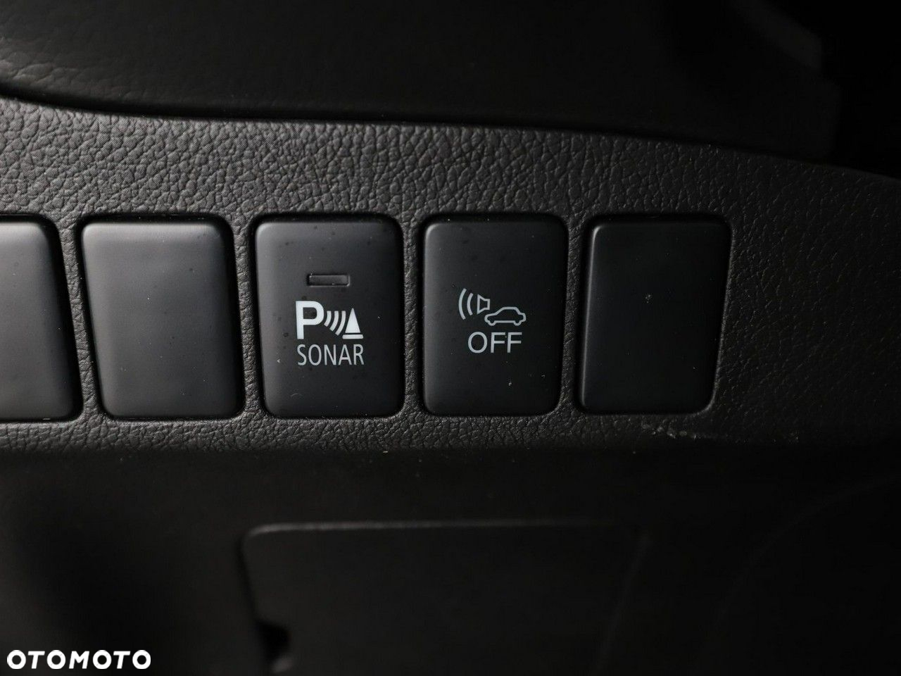 Mitsubishi Outlander - 35