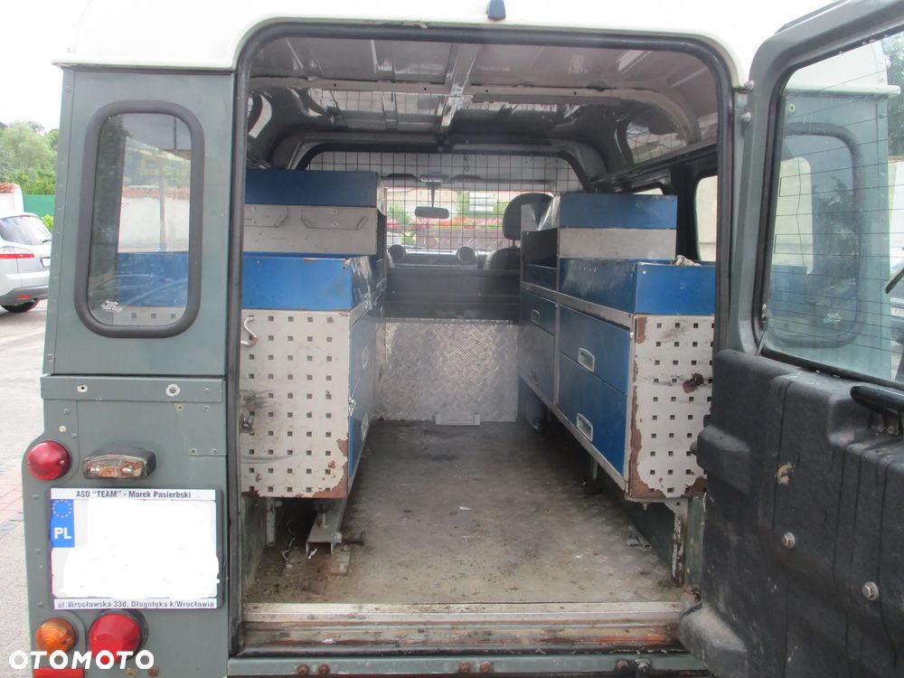 Land Rover Defender 2.4 TD4 E - 8