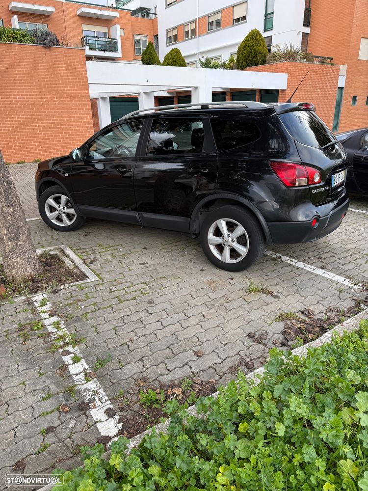 Nissan Qashqai +2 1.5 dCi Tekna Premium 17 - 2