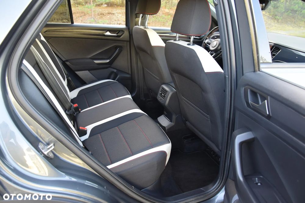 Volkswagen T-Roc 1.5 TSI ACT Premium - 15
