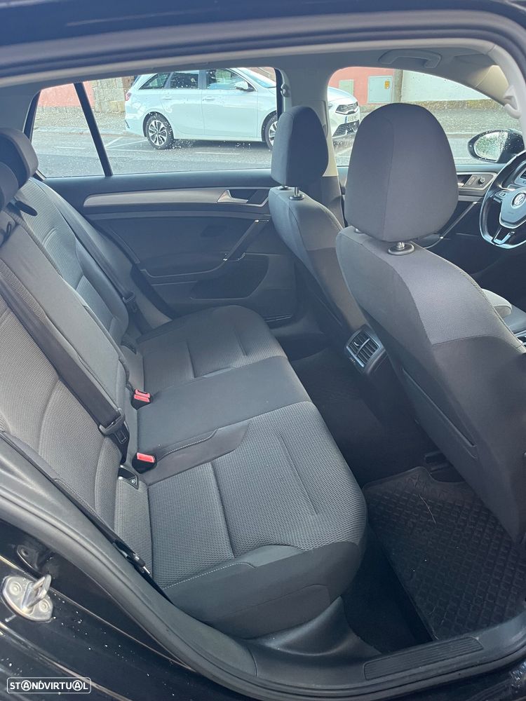 VW Golf 1.6 TDi BlueMotion Confortline - 14