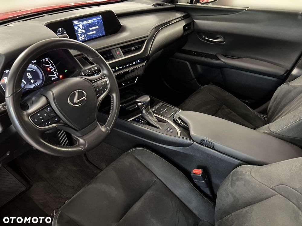 Lexus UX 250h GPF Business Edition 2WD - 17