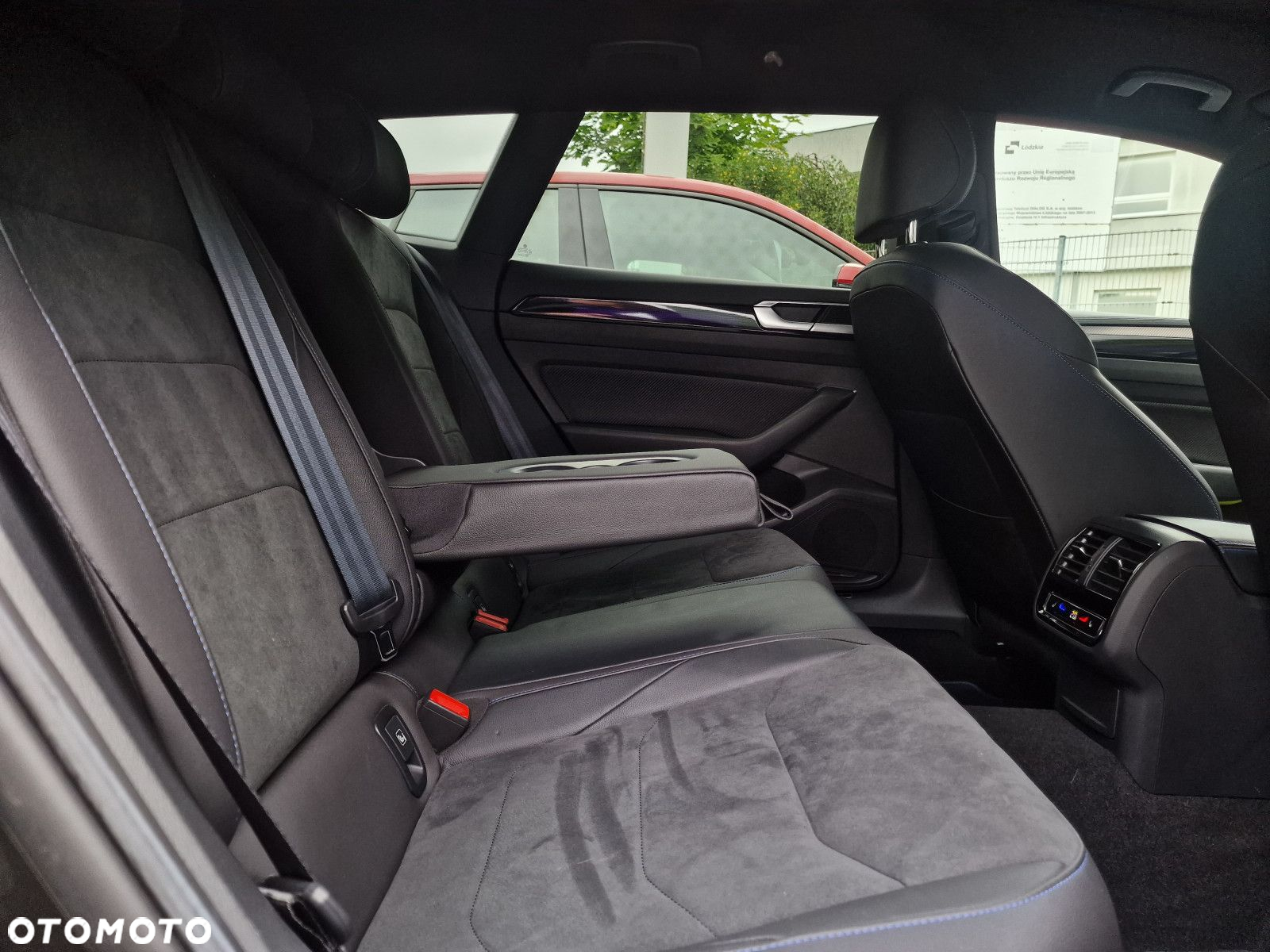 Volkswagen Arteon 2.0 TSI 4Motion R DSG - 14