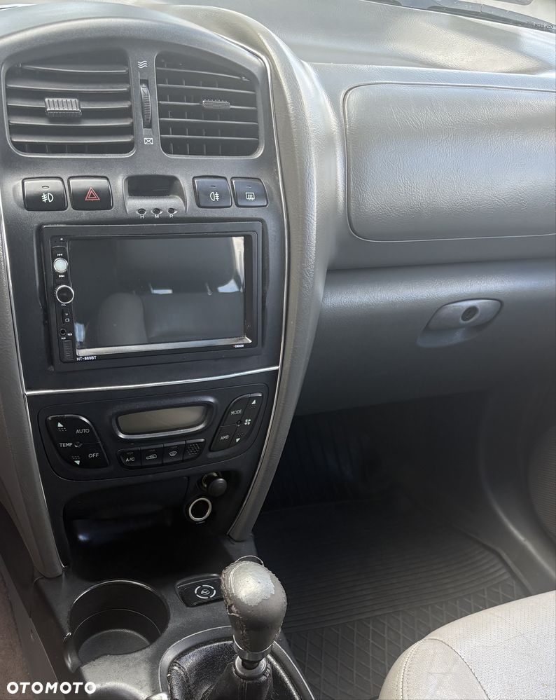 Hyundai Santa Fe - 8