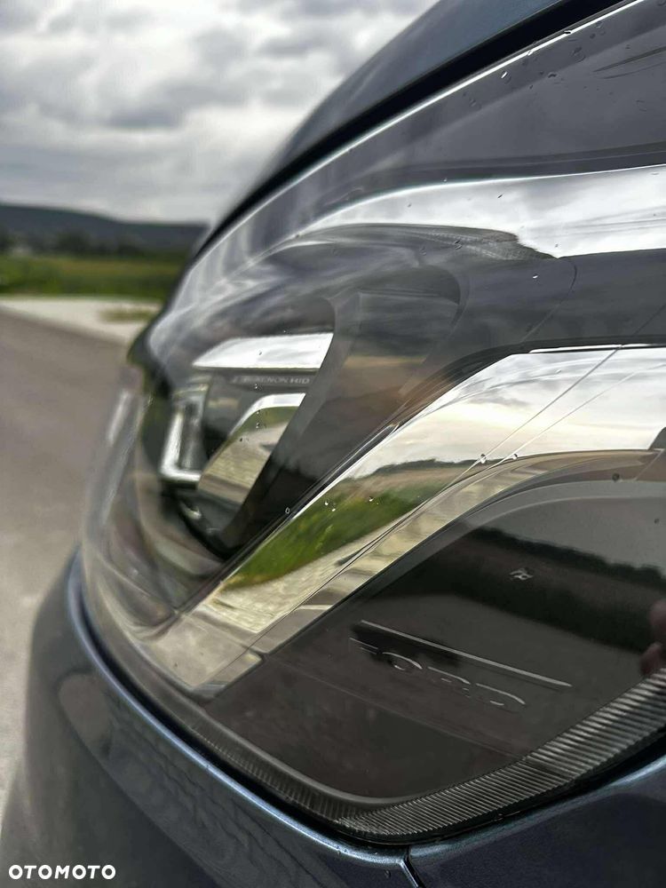 Ford Tourneo Custom - 14