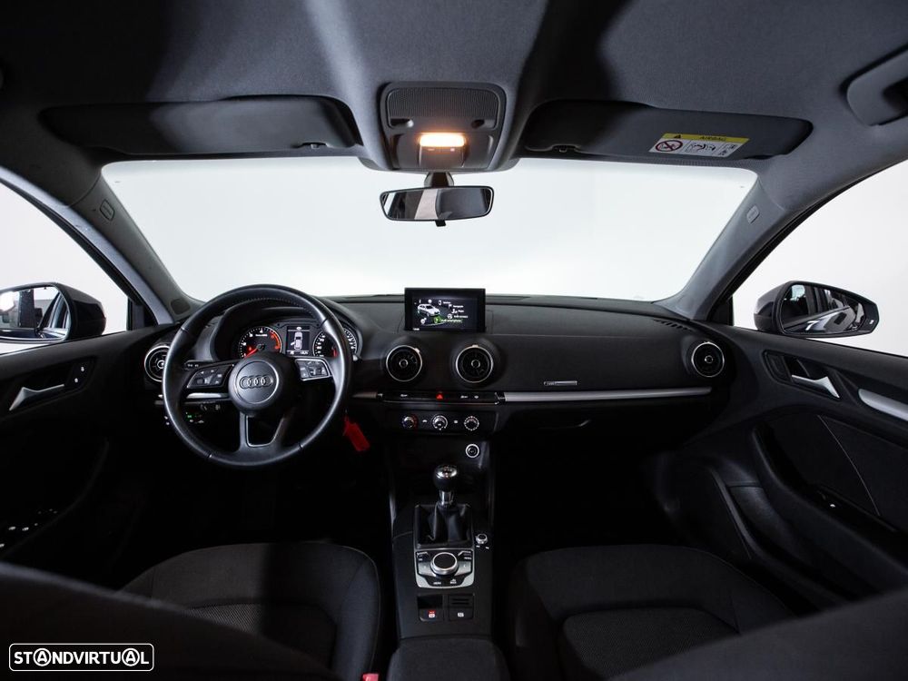 Audi A3 Sportback 2.0 TDI - 7