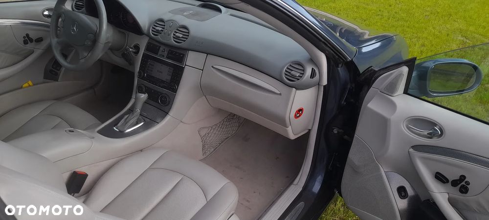Mercedes-Benz CLK 320 - 5