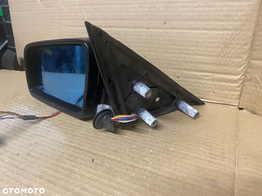 LUSTERKO LEWE 8PIN (4+4) BMW E60 E61 39995 010748 - 3