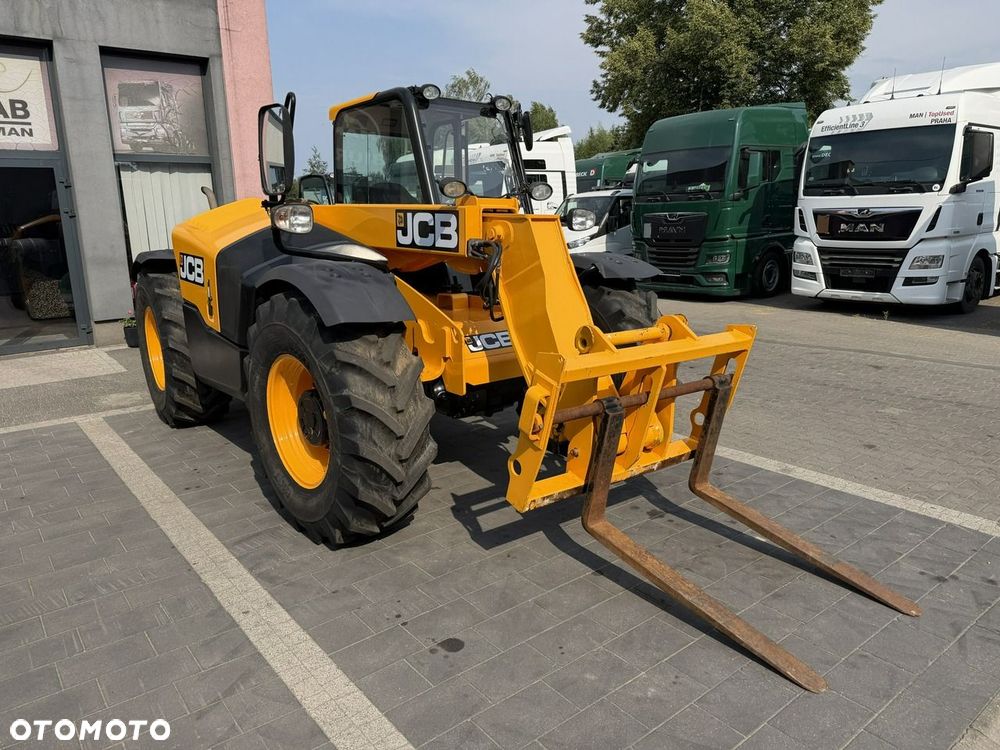 JCB 526-65 AGRI - 4