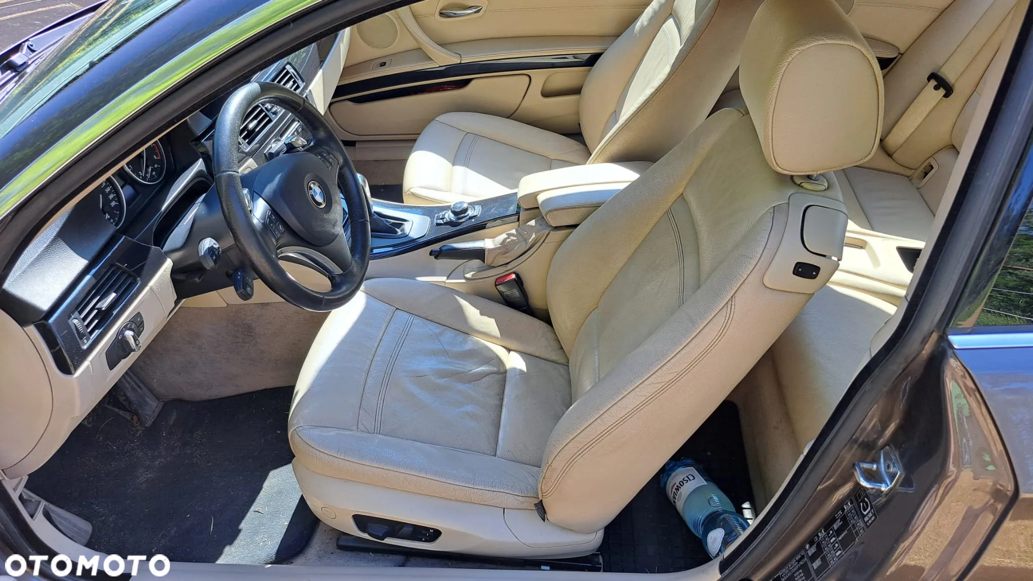 BMW Seria 3 325i Coupe - 17