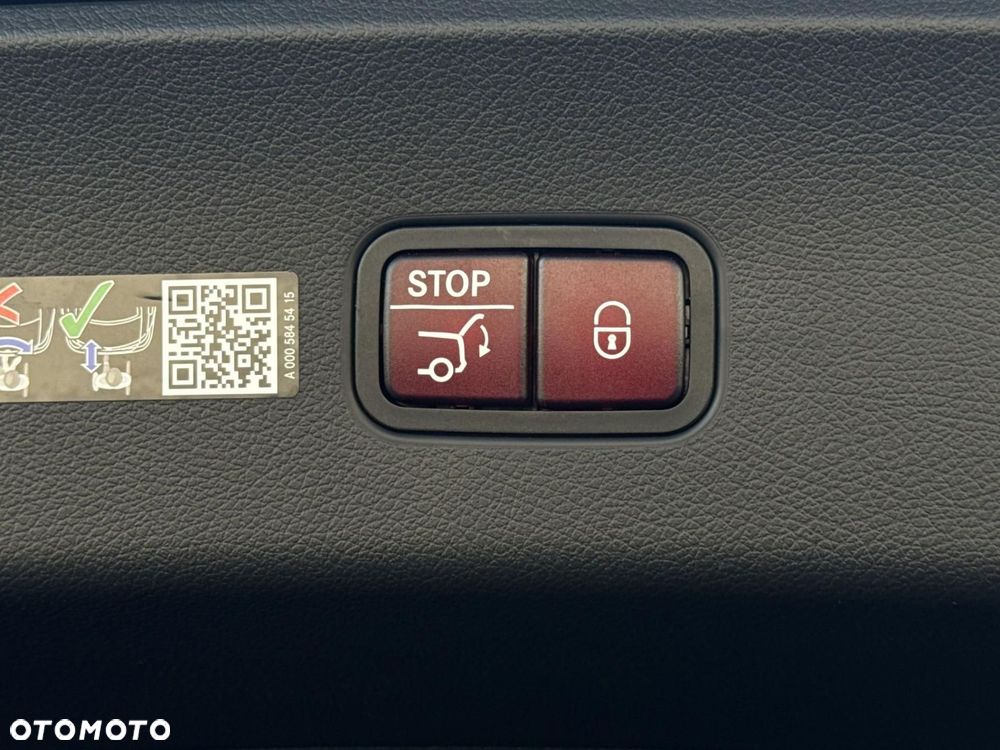 Mercedes-Benz GLC - 24