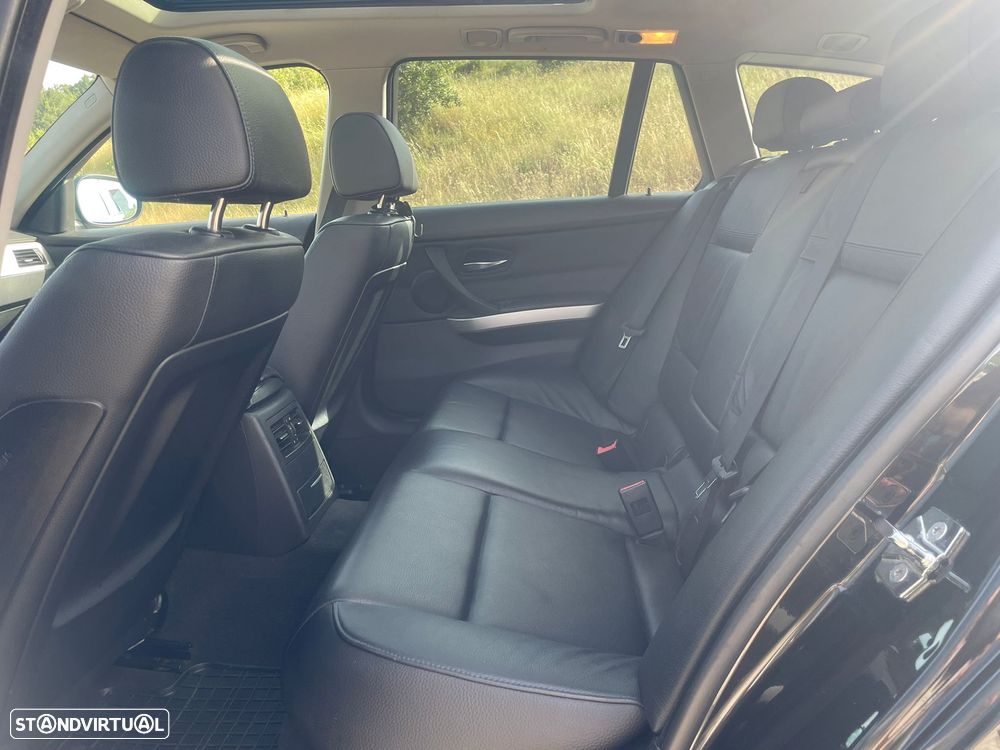 BMW 320 d DPF Aut. - 24