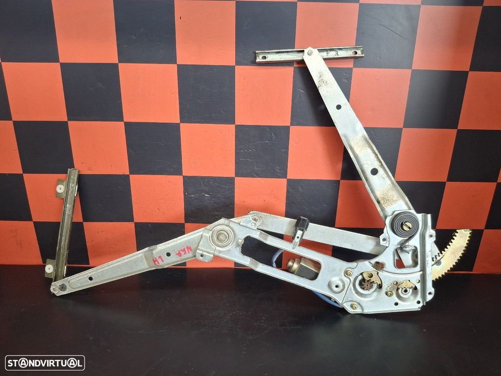 Elevador Frente Esquerdo Electrico Isuzu Elf Caixa (Nkr8_) - 2