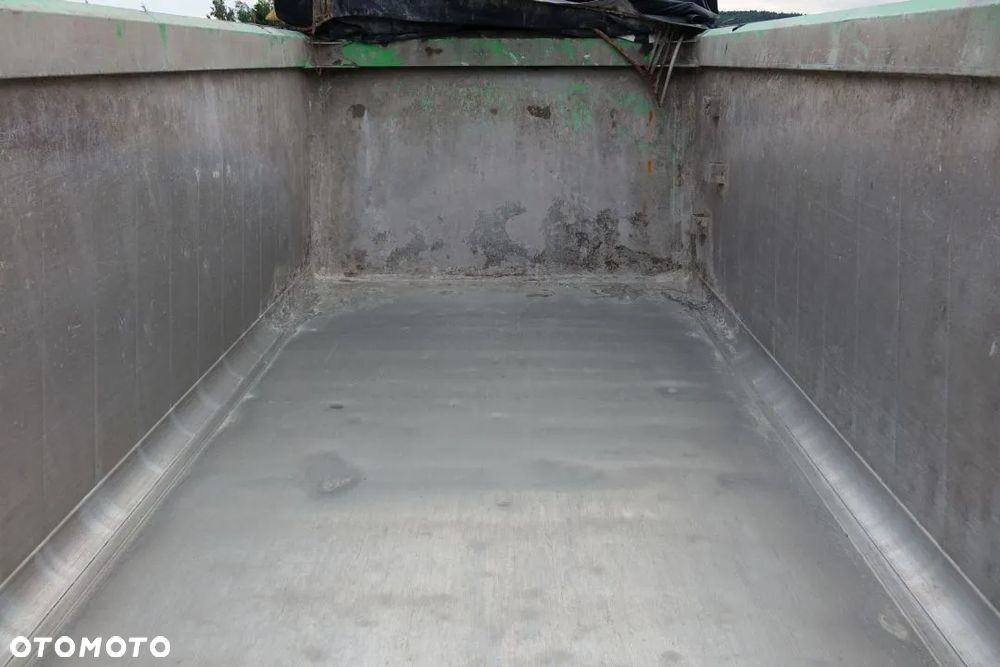 Schmitz Cargobull WYWROTKA 27,8m3 / ALUMINIOWA/  OSIE SCHMITZ /OŚ PODNOSZONA / ALUMINIOWE FELGI / SZYBER ZBOŻOWY / PLANDEKA / KLAPODRZWI - 25