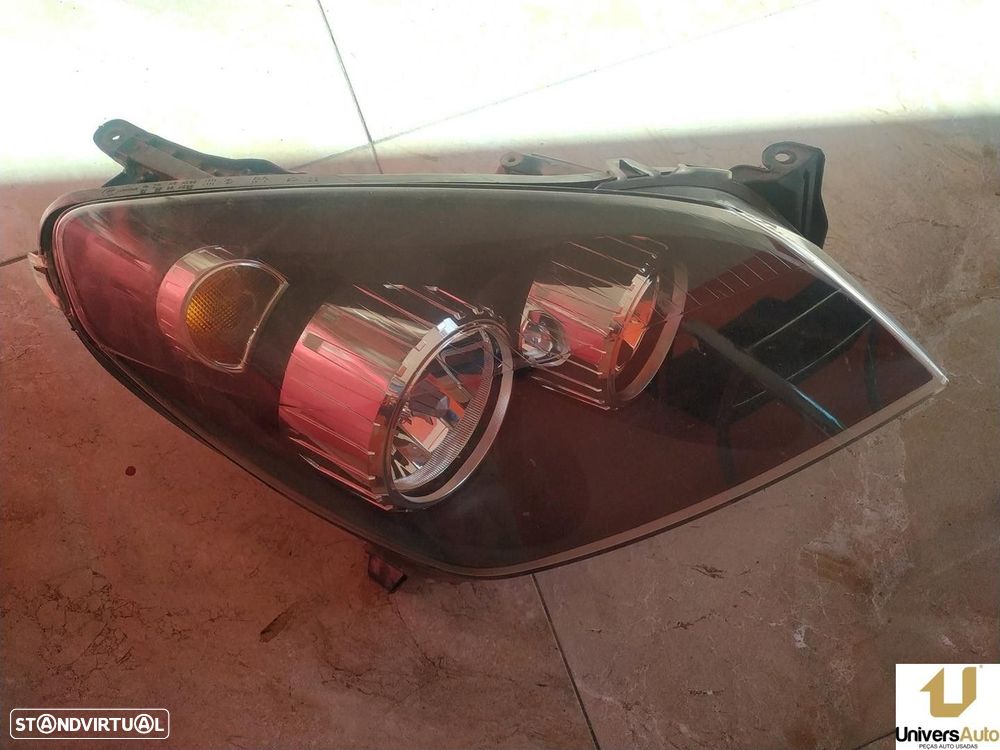 FAROL DIREITO OPEL ASTRA H GTC 2007 - - 2