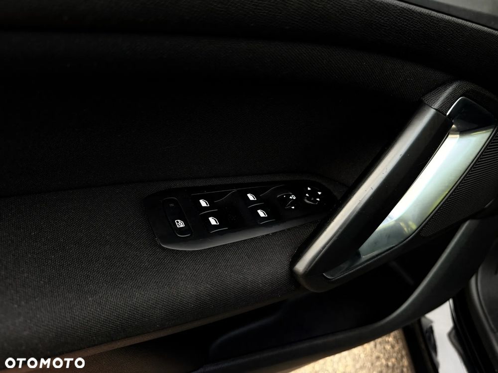 Peugeot 308 1.2 PureTech Active S&S - 29