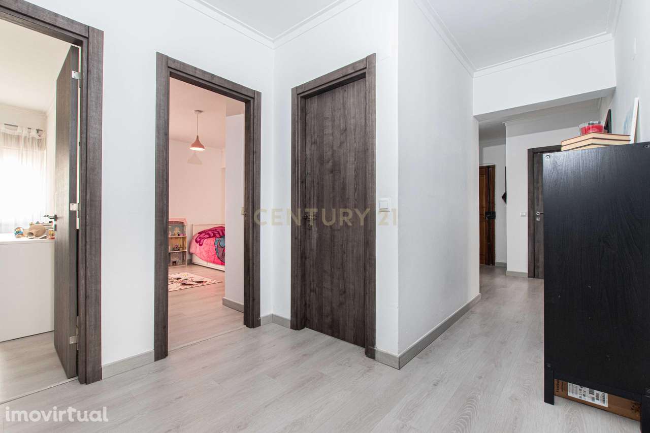 Apartamento T4, Carregado - Grande imagem: 3/20