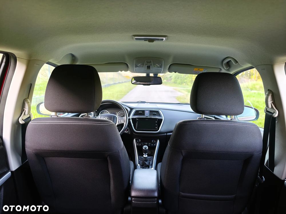 Suzuki SX4 S-Cross - 12