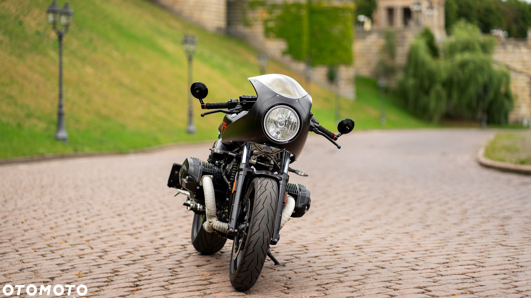 BMW R - 9