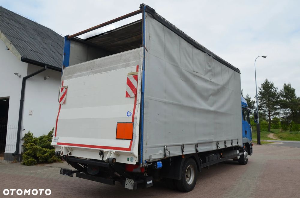 MAN TGL 12.240 - 9