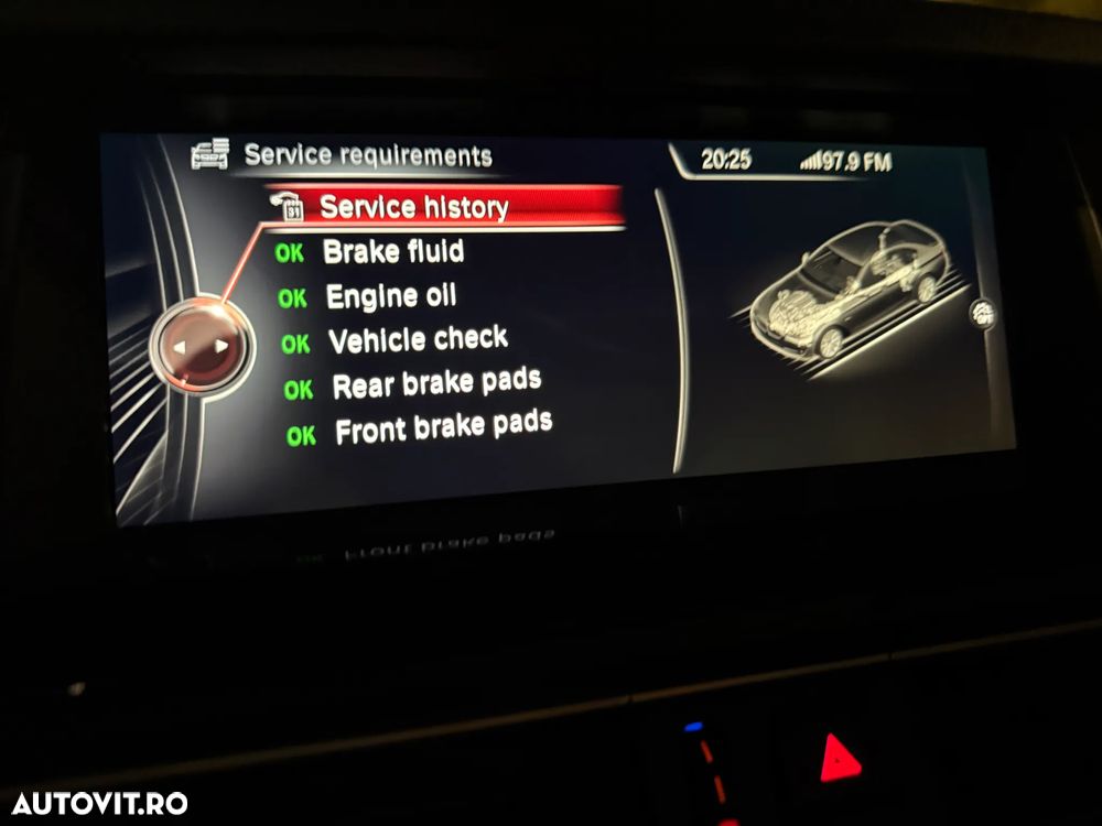 BMW Seria 5 520d xDrive AT - 16