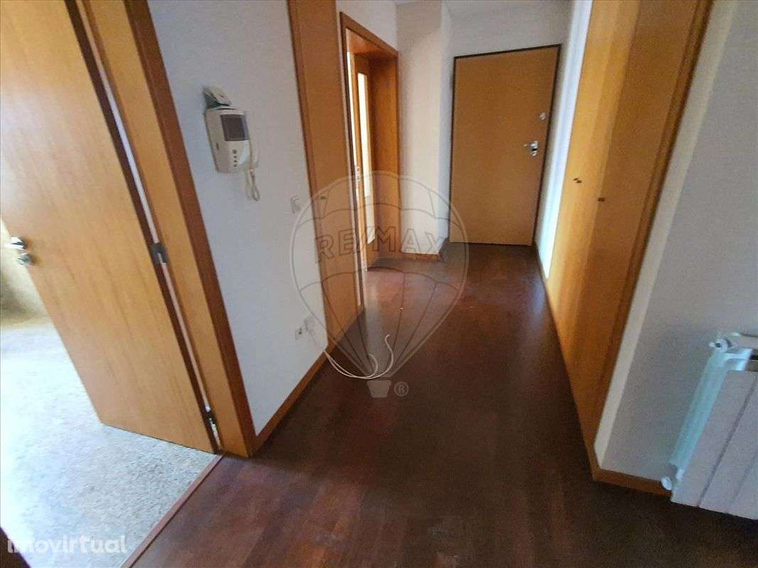 Apartamento T4 para venda - Grande imagem: 2/22