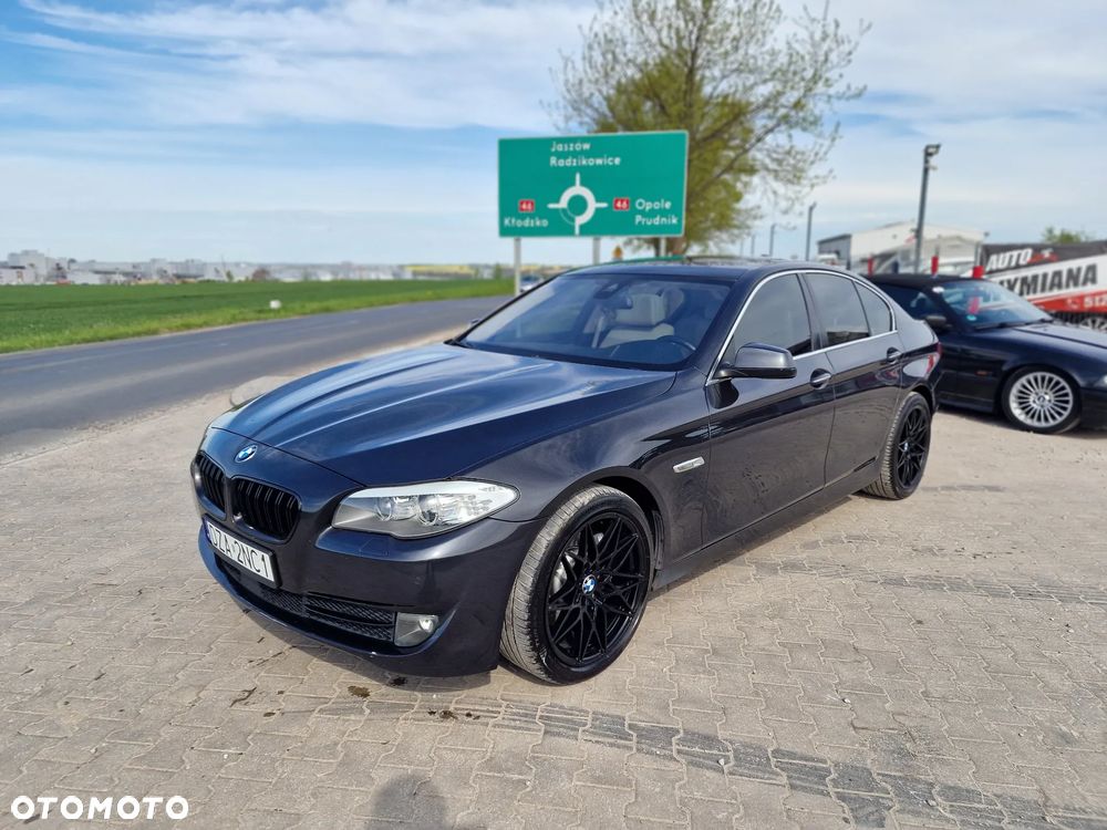BMW Seria 5 530d Blue Performance Sport-Aut - 2
