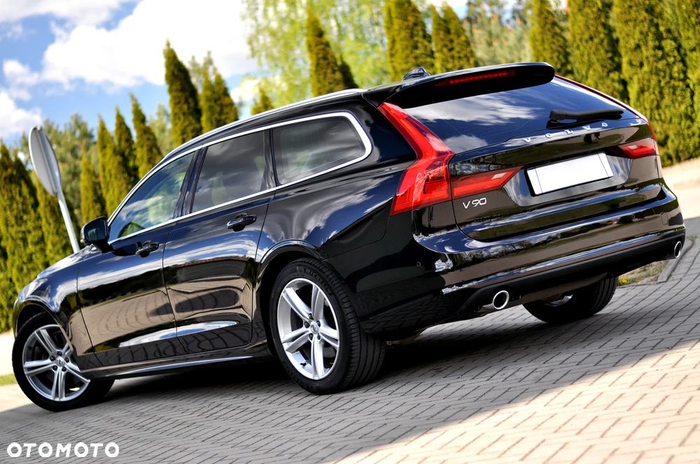Volvo V90 D4 Momentum Pro - 8