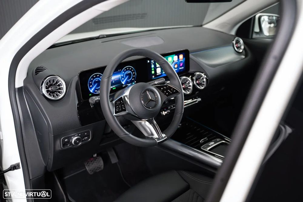 Mercedes-Benz EQA - 20