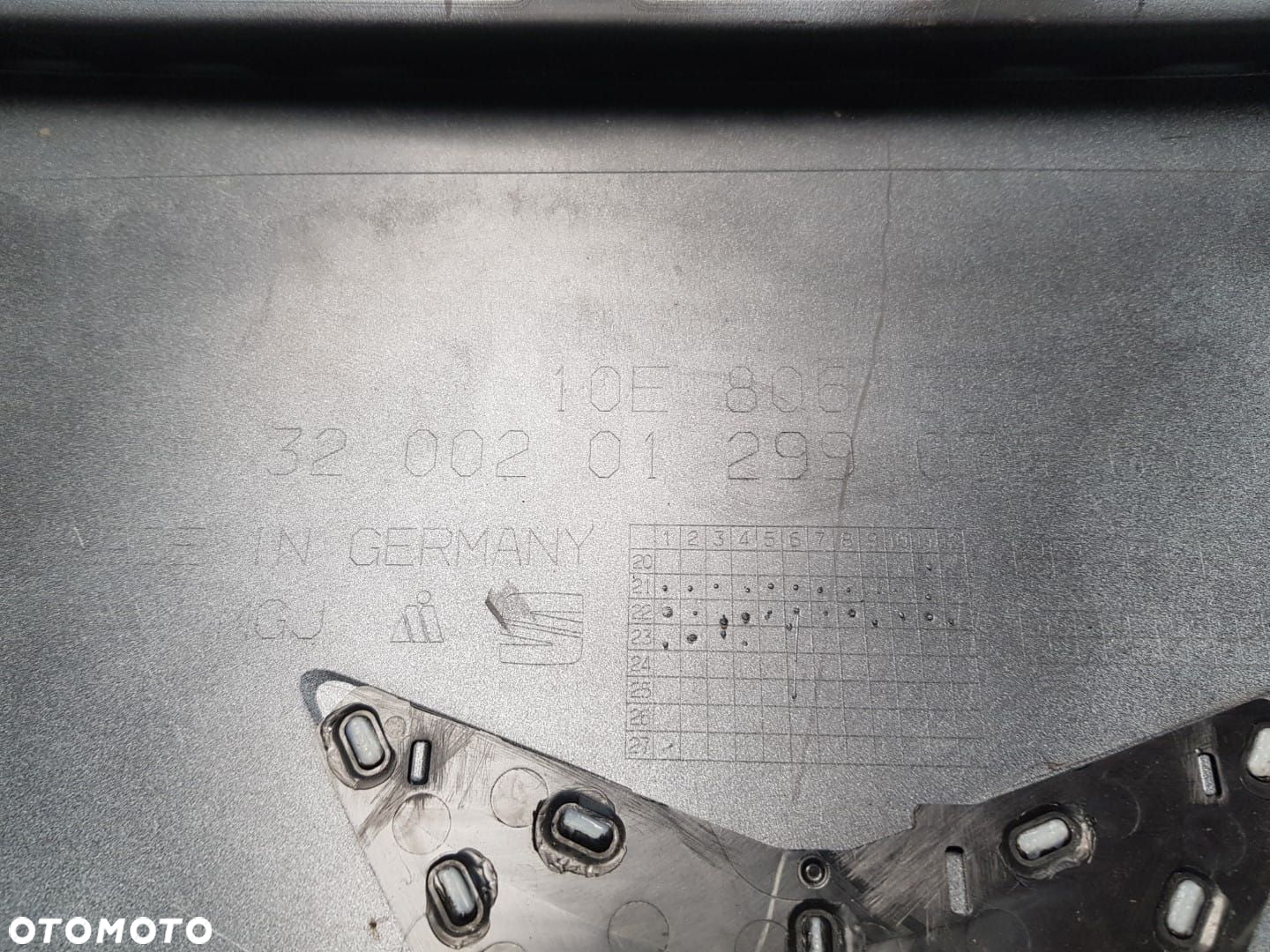 CUPRA BORN 21- ATRAPA NAKŁADKA ZDERZAKA PRZEDNIA PRZÓD 10E806333 - 6