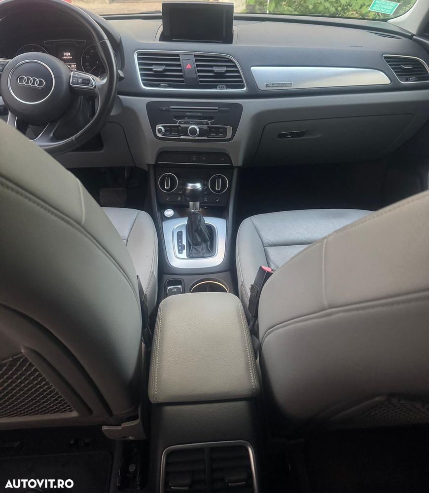 Audi Q3 2.0 TFSI Quattro S tronic - 32