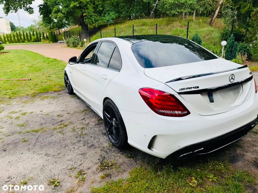 Mercedes-Benz Klasa C AMG 63 S - 2