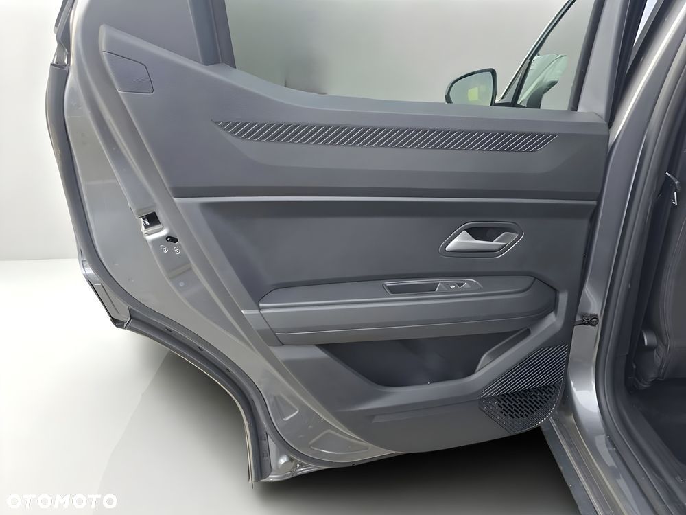 Dacia Duster 1.8 Full Hybrid 155 Journey MMT - 8