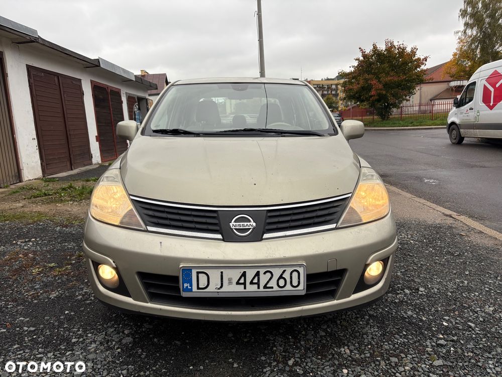 Nissan Tiida 1.6 Tekna - 5