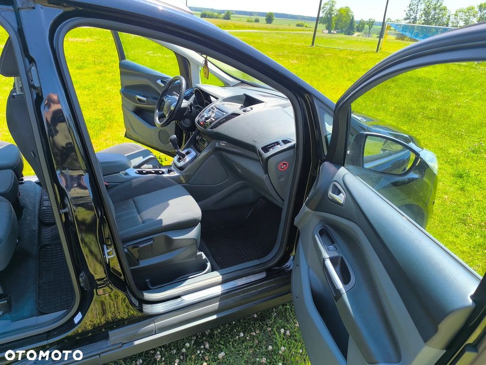 Ford Grand C-MAX - 4