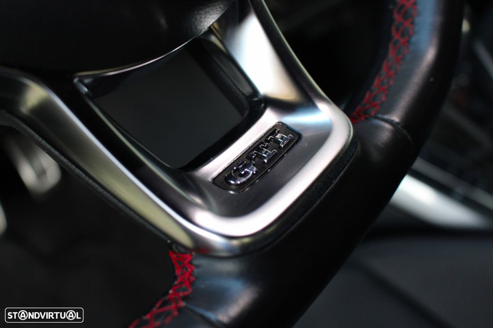 VW Polo 2.0 TSI GTI DSG - 30