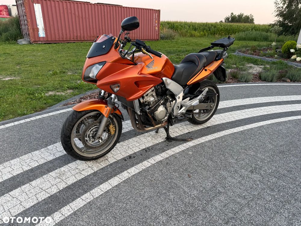 Honda CBF - 1