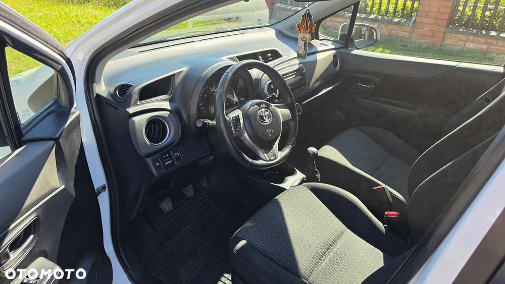 Toyota Yaris 1.0 Active - 8